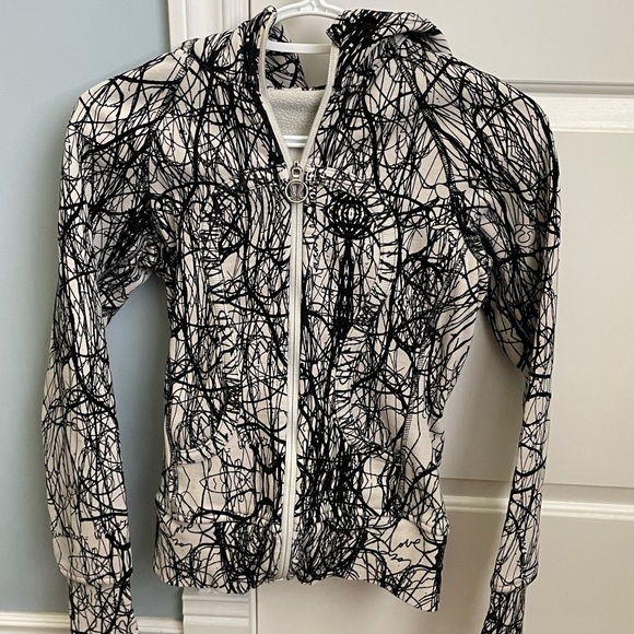 Lululemon lot - Picture 3 of 14